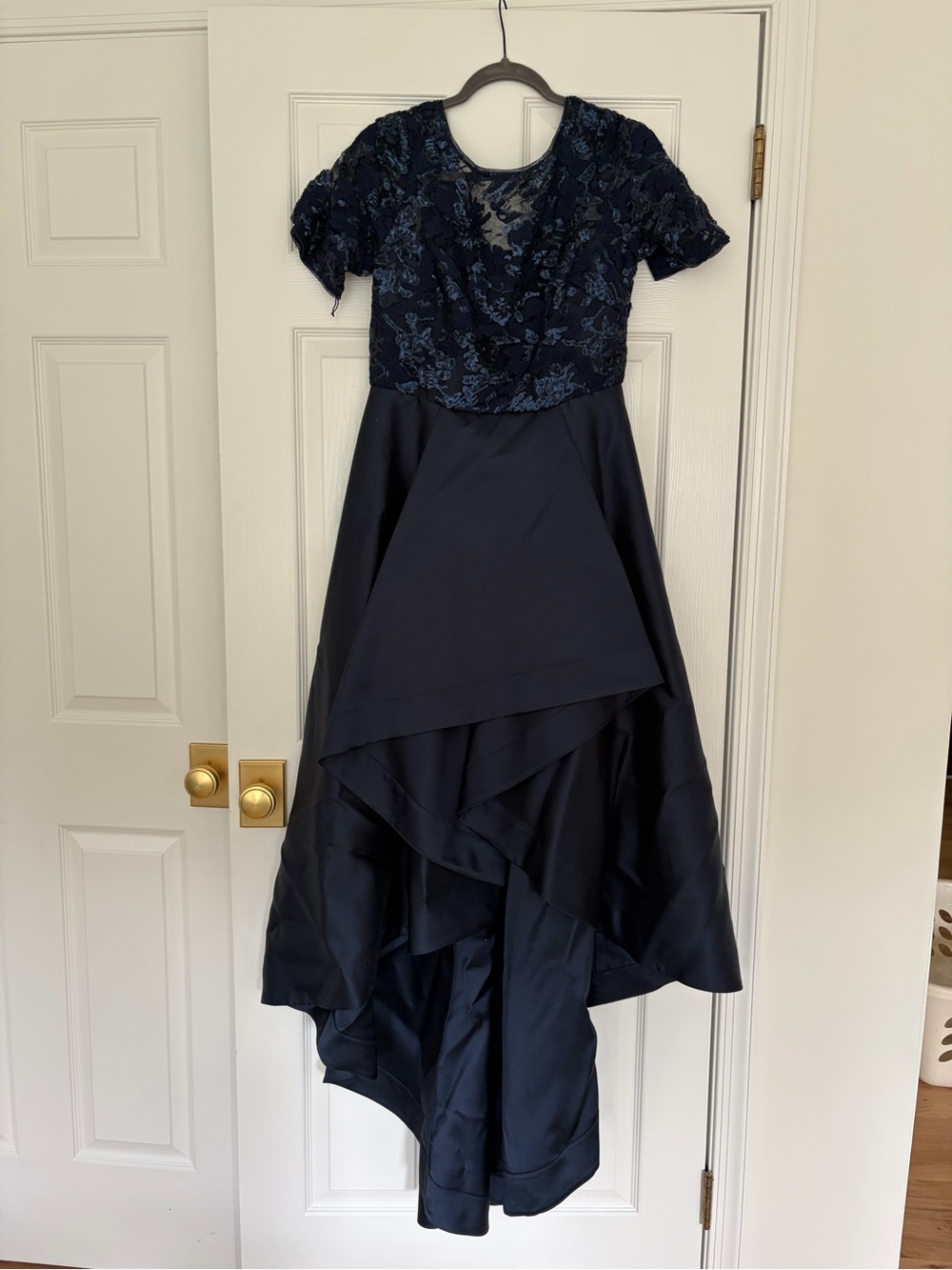 Adrianna Papell Navy Blue Formal Dress Gown